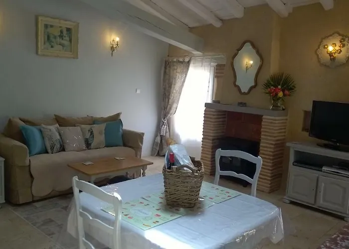 בית הארחה La Maison De Maitre 4*