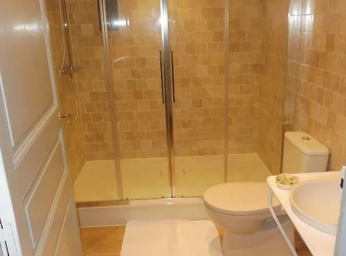 בית הארחה La Maison De Maitre Sainte-Livrade-sur-Lot